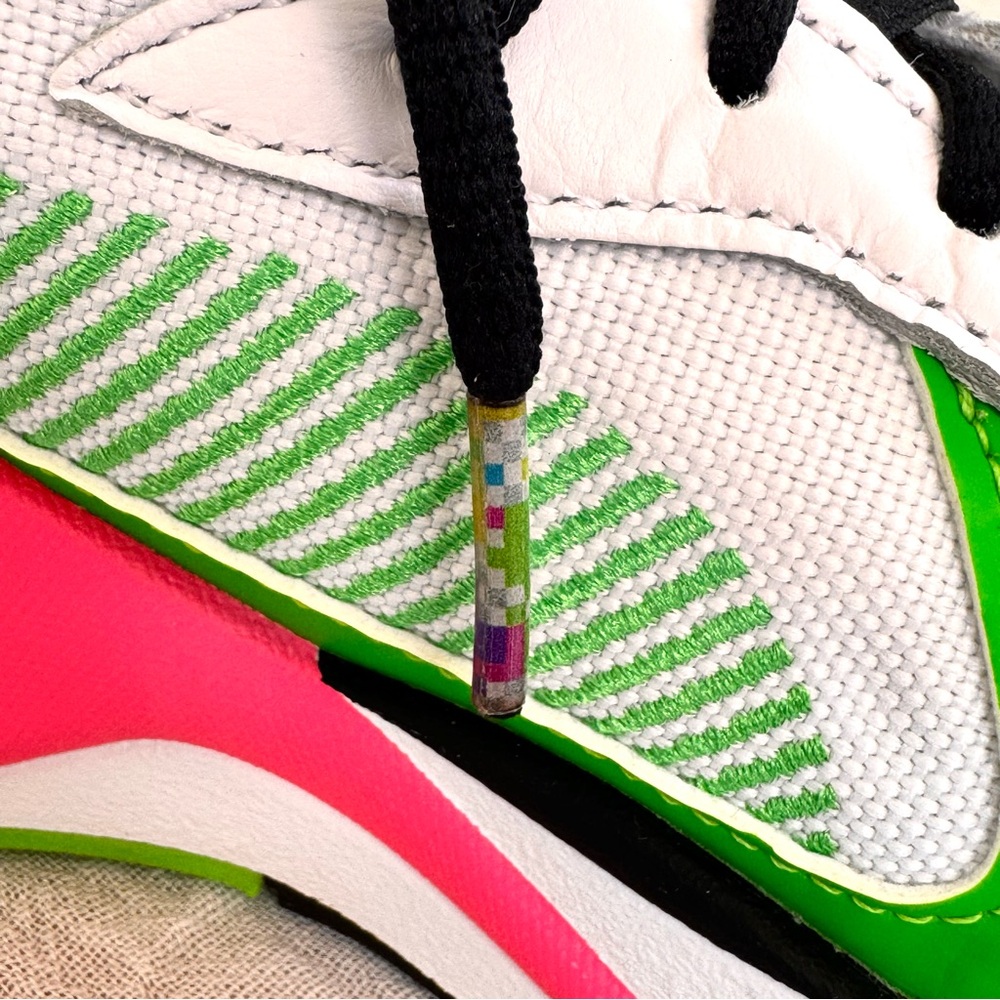 PUMA MTV x RS-X Tracks Bold 80s style 370408-01 8 EUC Neon Pink Green Pumas - Picture 6 of 14